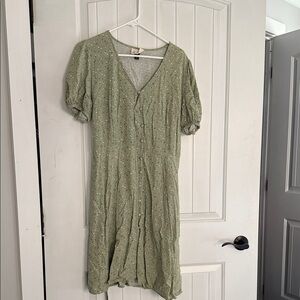 Universal Thread Olive Floral Midi Dress